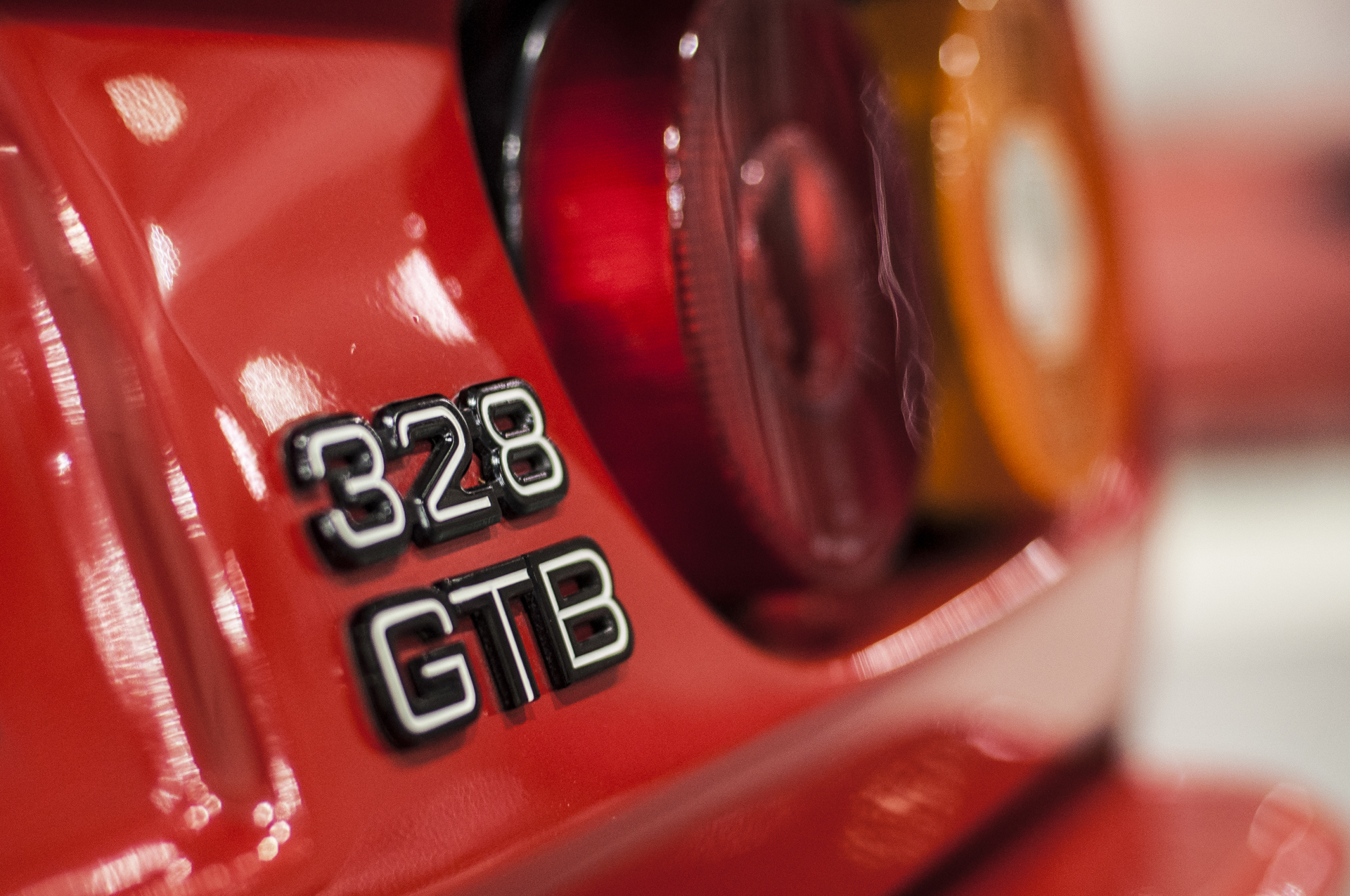 Ferrari 328 GTB