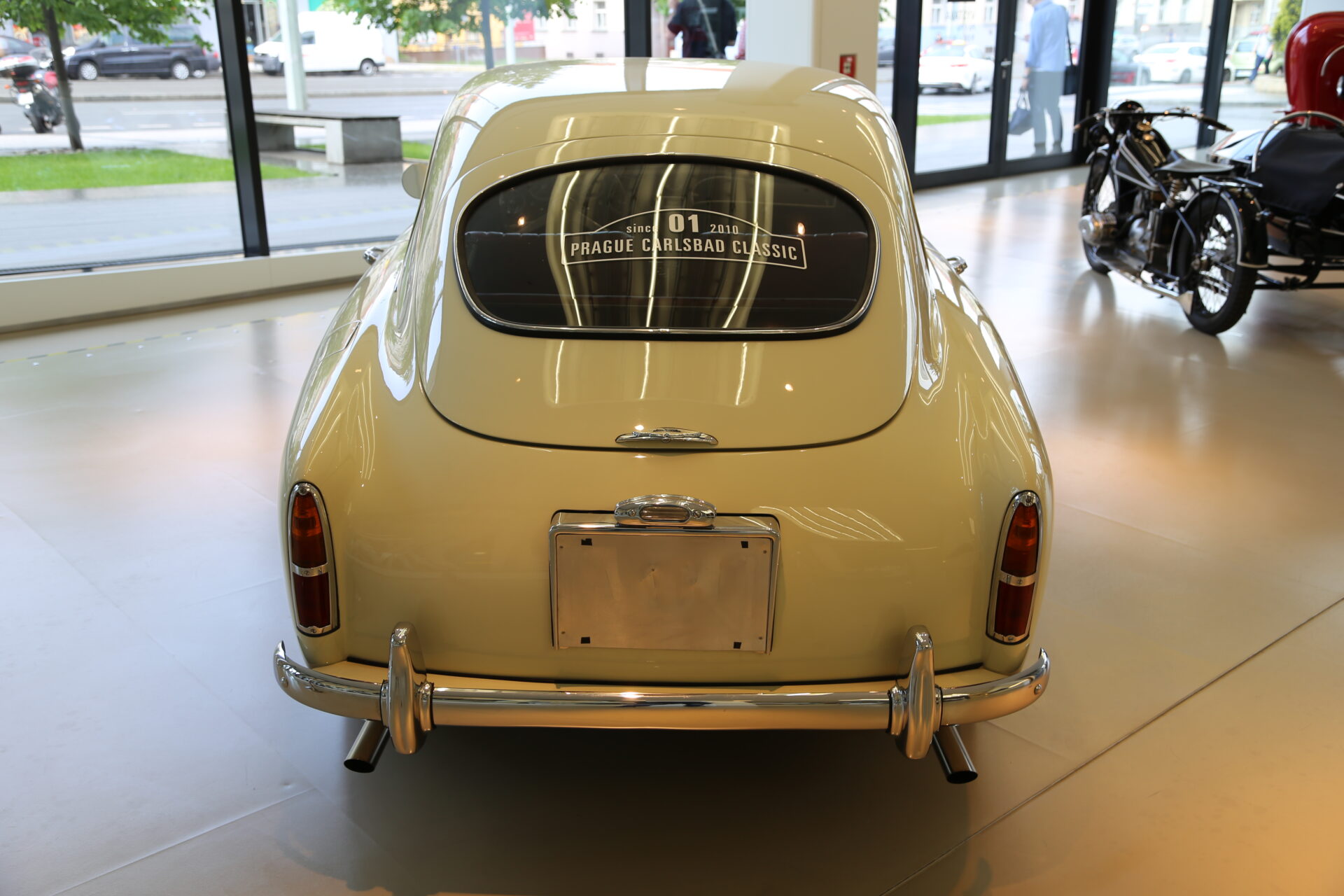 aston martin foto 05