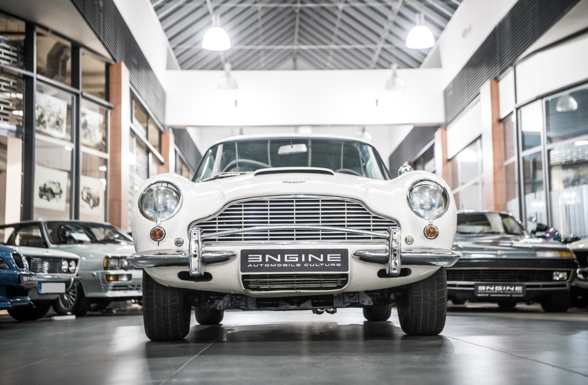 Aston Martin DB6