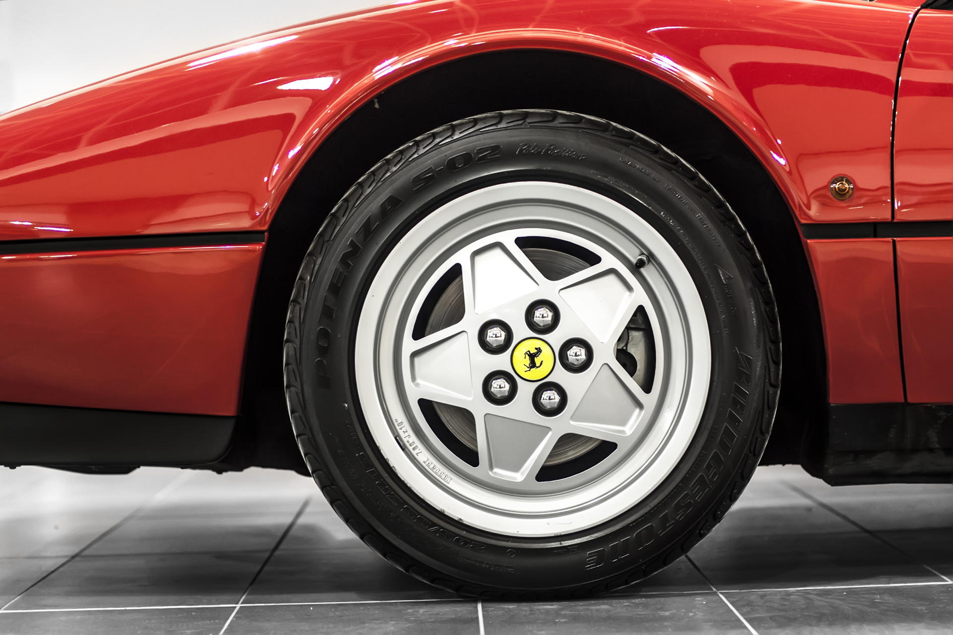 Ferrari 328 GTB